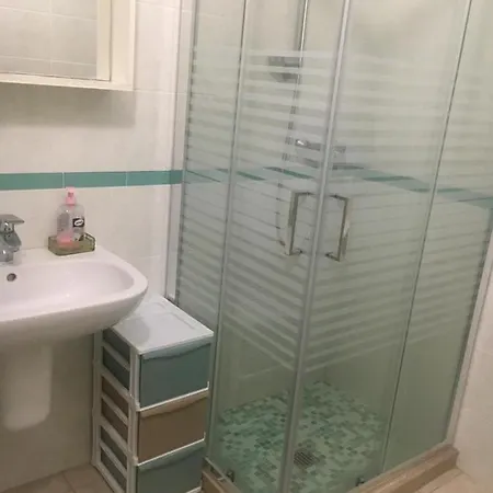 Za Catari アパート