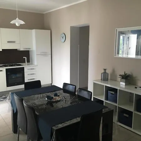 Za Catari アパート カンポラ・サン・ジョバンニ